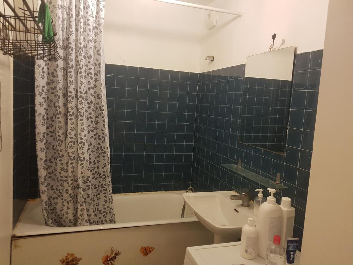 Une Chambre Privee Entre Paris Et Disneyland ノワジー＝ル＝グラン エクステリア 写真